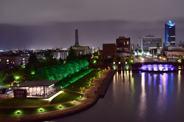 夜の環水公園