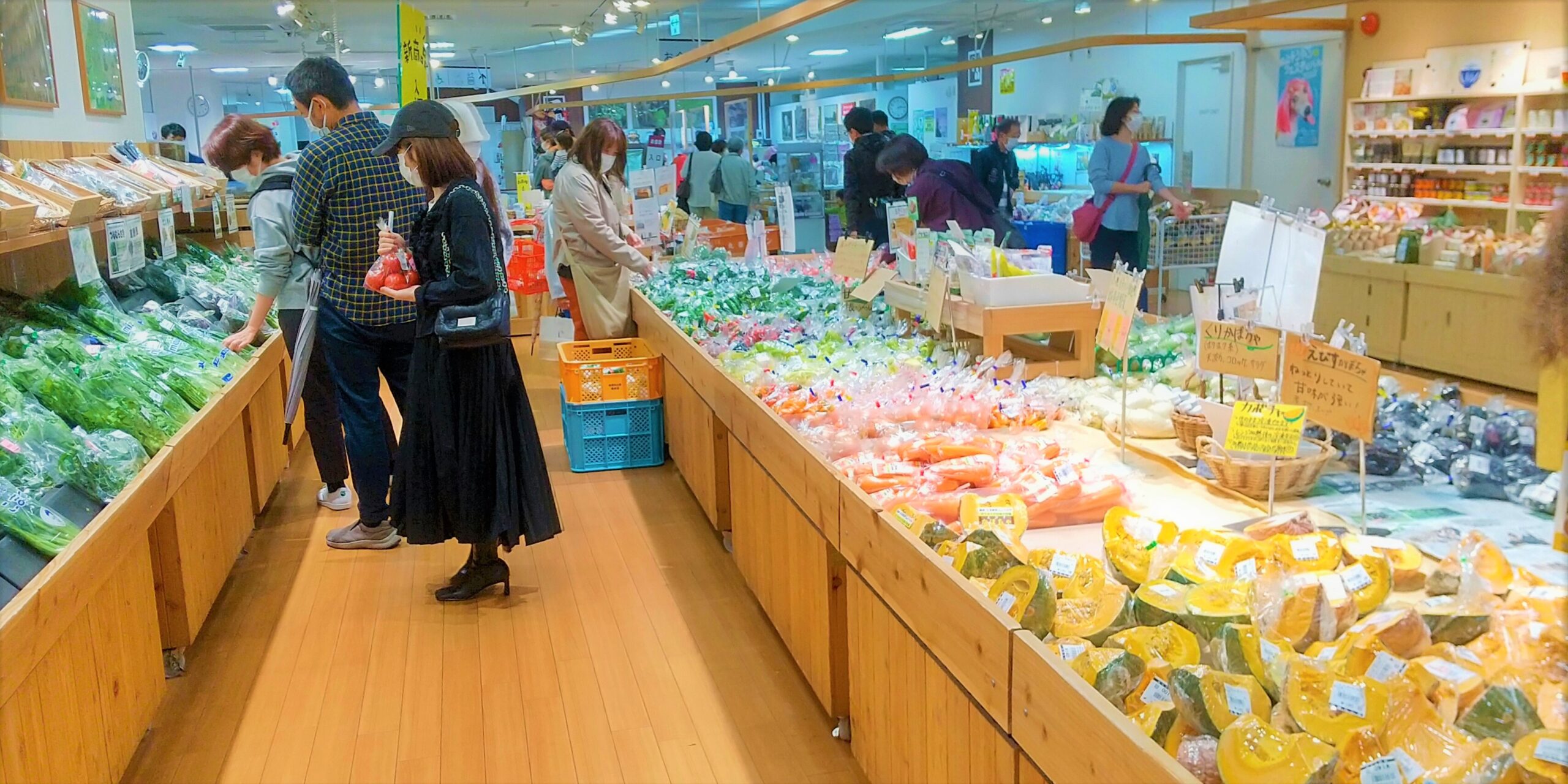 地場もん屋　総本店　店内